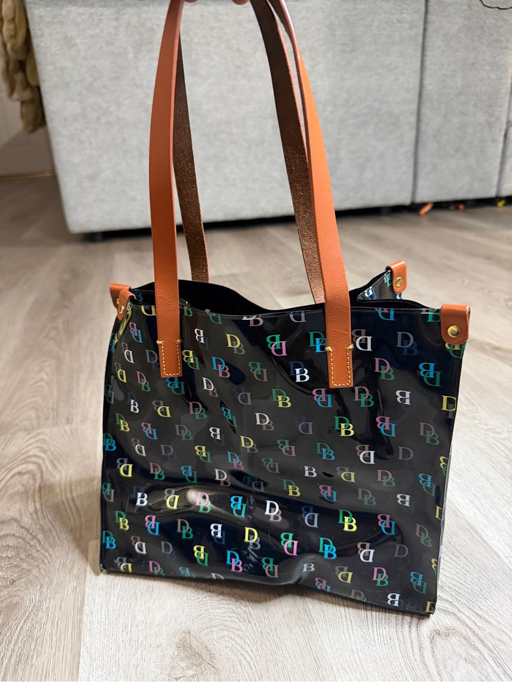 Dooney & Bourke Black Multicolor Print Plastic Tote with Brown  Handles - Picture 3 of 11